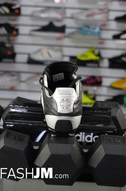  Adidas Football Shoes image1