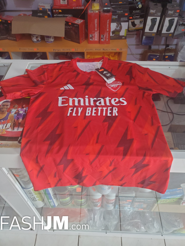  Arsenal New Kit image0